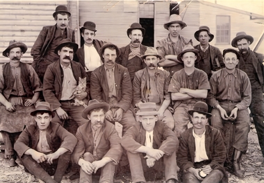 Photograph - The Ruschmeyers - Publicans of the Town and Country Hotel, Diamond Hill Bendigo