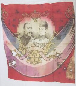 Textile - ROYAL SOUVENIR SCARF: KING GEORGE V AND QUEEN MARY
