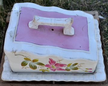Domestic Object - CHEESE PLATTER AND COVER: CERAMIC