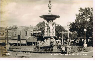 Photograph - VIEWS OF BENDIGO : NO. 1 : ALEXANDRA FOUNTAIN, BENDIGO : UNDATED, C1620/30's