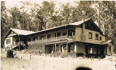 Photograph - PHOTOGRAPH BLACK AND WHITE MARYSVILLE: MT KITCHENER HOUSE