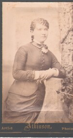 Photograph - FEMALE PORTRAIT