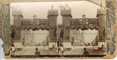 Photograph - BLACK AND WHITE PHOTOGRAPH: THE BUTTER ARCH