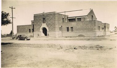 Photograph - BLACK AND WHITE PHOTOGRAPH: BUILDING