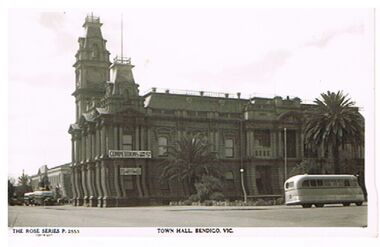 Postcard - TOWN HALL, BENDIGO