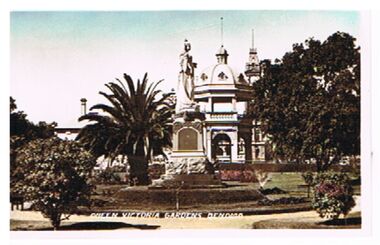Photograph - QUEEN VICTORIA GARDENS BENDIGO