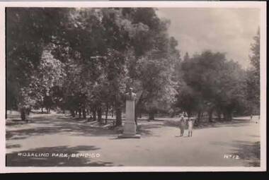 Photograph - ROSALIND PARK BENDIGO
