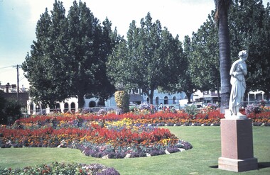 Slide - BENDIGO & EASTER FAIR, 1972
