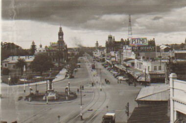 Photograph - CARWARDINE COLLECTION: PALL MALL BENDIGO, 1940's