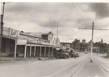 Photograph - CARWARDINE COLLECTION: EAGLEHAWK, HIGH STREET, 1953