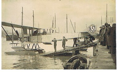 Postcard - BASIL WATSON COLLECTION: POSTCARD ADDRESSED TO J.G. WATSON, ELSTERNWICK