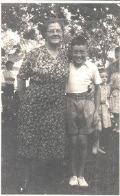 Photograph - GERTRUDE PERRY COLLECTION: PHOTOGRAPH OF GERTRUDE PERRY