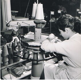 Photograph - HANRO COLLECTION: SPECIAL SEWING