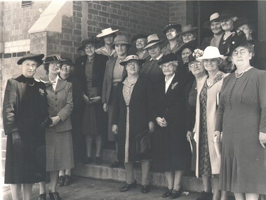 Photograph - GERTRUDE PERRY COLLECTION: GROUP PHOTOGRAPH OF WOMEN