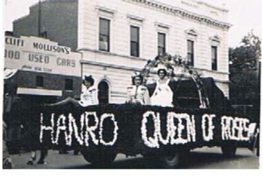 Photograph - HANRO COLLECTION: EASTER FAIR FLOAT, QUEEN OF ROSES