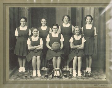 Photograph - GERTRUDE PERRY COLLECTION: PHOTOGRAPH OF BLUE TRIANGLE BASKETBALL TEAM