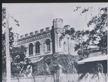 Photograph - TOM PATULLO COLLECTION:  KNIPE'S  CASTLE,WATTLE STREET,BENDIGO