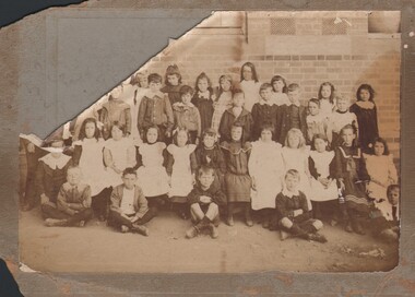 Photograph - HARRY BIGGS COLLECTION: EAGLEHAWK STATE SCHOOL CLASS, 1905