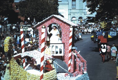 Slide - BENDIGO EASTER FAIR, May 1963