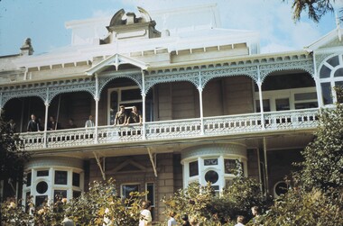 Slide - BENDIGO STREET VIEWS & FORTUNA, Apr 1970