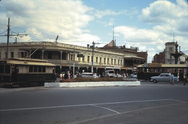 Slide - BENDIGO STREET VIEWS & FORTUNA, Jan 1964