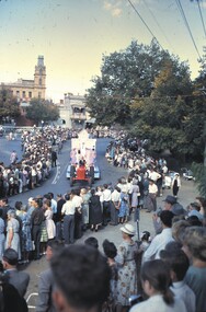 Slide - BENDIGO EASTER PARADE, Apr 1962