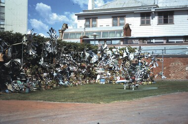 Slide - METAL CREATIONS, 1971