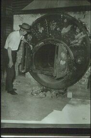 Slide - ALBERT RICHARDSON COLLECTION: CORNISH BOILER, EXTENDED HUSTLER'S GOLD MINE
