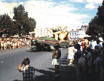 Slide - BENDIGO EASTER FAIR, 1964