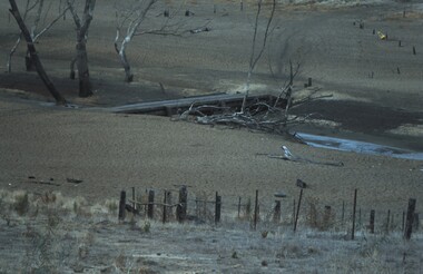 Slide - VAL DENSWORTH COLLECTION: DRY LAKE EPPALOCK, May 2004