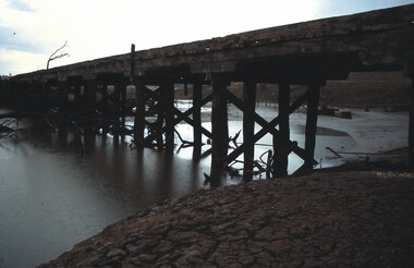 Slide - VAL DENSWORTH COLLECTION: DRY LAKE EPPALOCK, May 2004