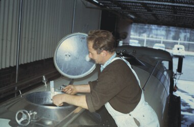 Slide - VAL DENSWORTH COLLECTION: SANDHURST DAIRIES, 1966/67