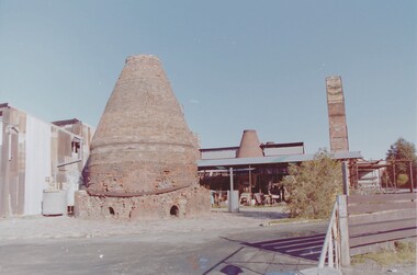 Slide - VAL DENSWORTH COLLECTION: BENDIGO EASTER FAIR, 1967