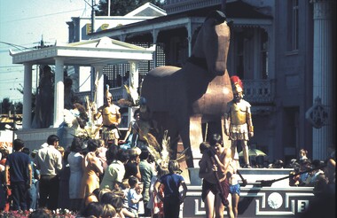Slide - VAL DENSWORTH COLLECTION: BENDIGO EASTER FAIR