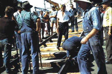 Slide - BENDIGO TRAIN IN TOWN, Feb 1970