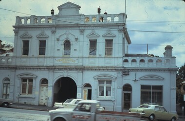 Slide - BENDIGO BUILDINGS, Mar 1971