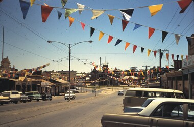 Slide - BENDIGO BUILDINGS, Jan 1970