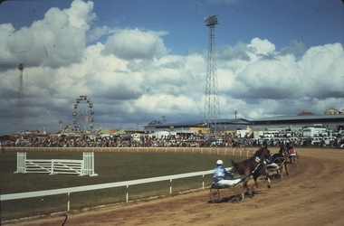 Slide - BENDIGO SHOW, Oct 1970