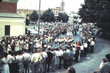 Slide - BENDIGO EASTER PROCESSION, Apr 1961