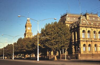 Slide - CHS, BENDIGO LAW COURTS AND FORMER POST OFFICE, 1979