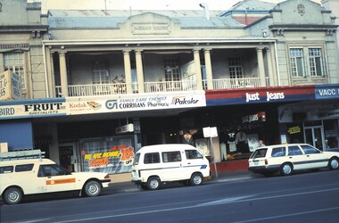Slide - ALLAN BUDGE COLLECTION: SLIDE MITCHELL STREET, 1988