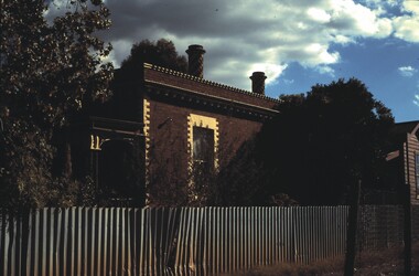 Slide - ALLAN BUDGE COLLECTION: SLIDE EAGLEHAWK HOUSE, 1988