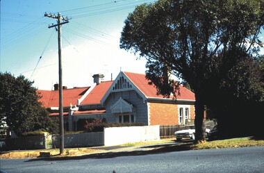 Slide - ALLAN BUDGE COLLECTION: SLIDE HOUSE, BANCROFT STREET, 1988