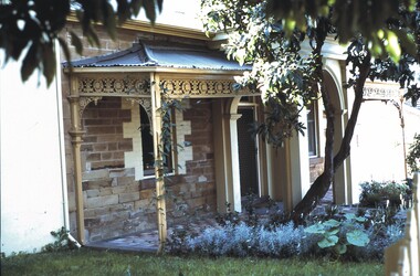 Slide - ALLAN BUDGE COLLECTION: SLIDE HOUSE, EAGLEHAWK, 1988
