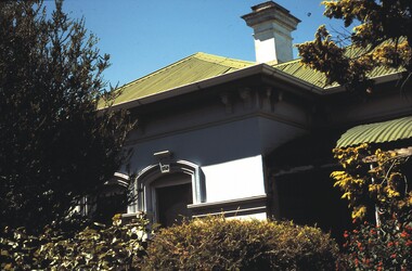 Slide - ALLAN BUDGE COLLECTION: SLIDE HOUSE, MITCHELL STREET, 1988