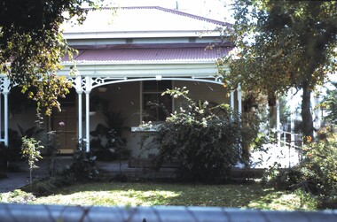 Slide - ALLAN BUDGE COLLECTION: SLIDE HOUSE, EAGLEHAWK, 1988