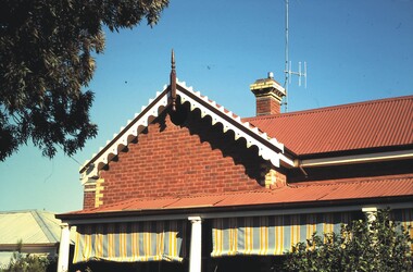 Slide - ALLAN BUDGE COLLECTION: SLIDE HOUSE, WILLS STREET, 1988
