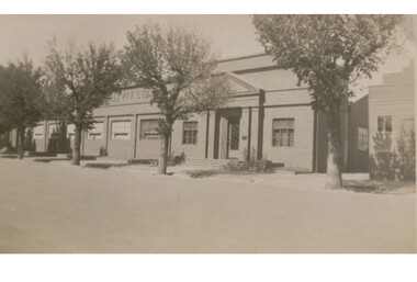 Photograph - HANRO COLLECTION: KNITTING MILLS