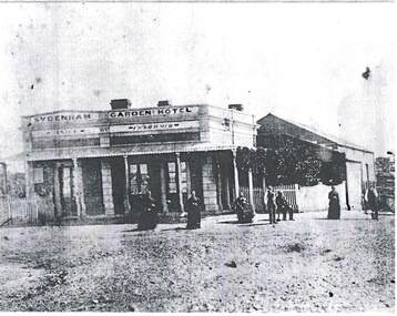 Photograph - SYDENHAM GARDEN HOTEL, WHITE HILLS, BENDIGO