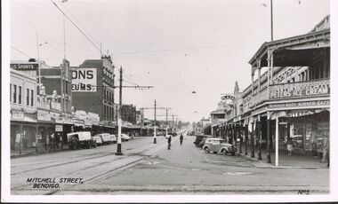 Photograph - MITCHELL STREET BENDIGO